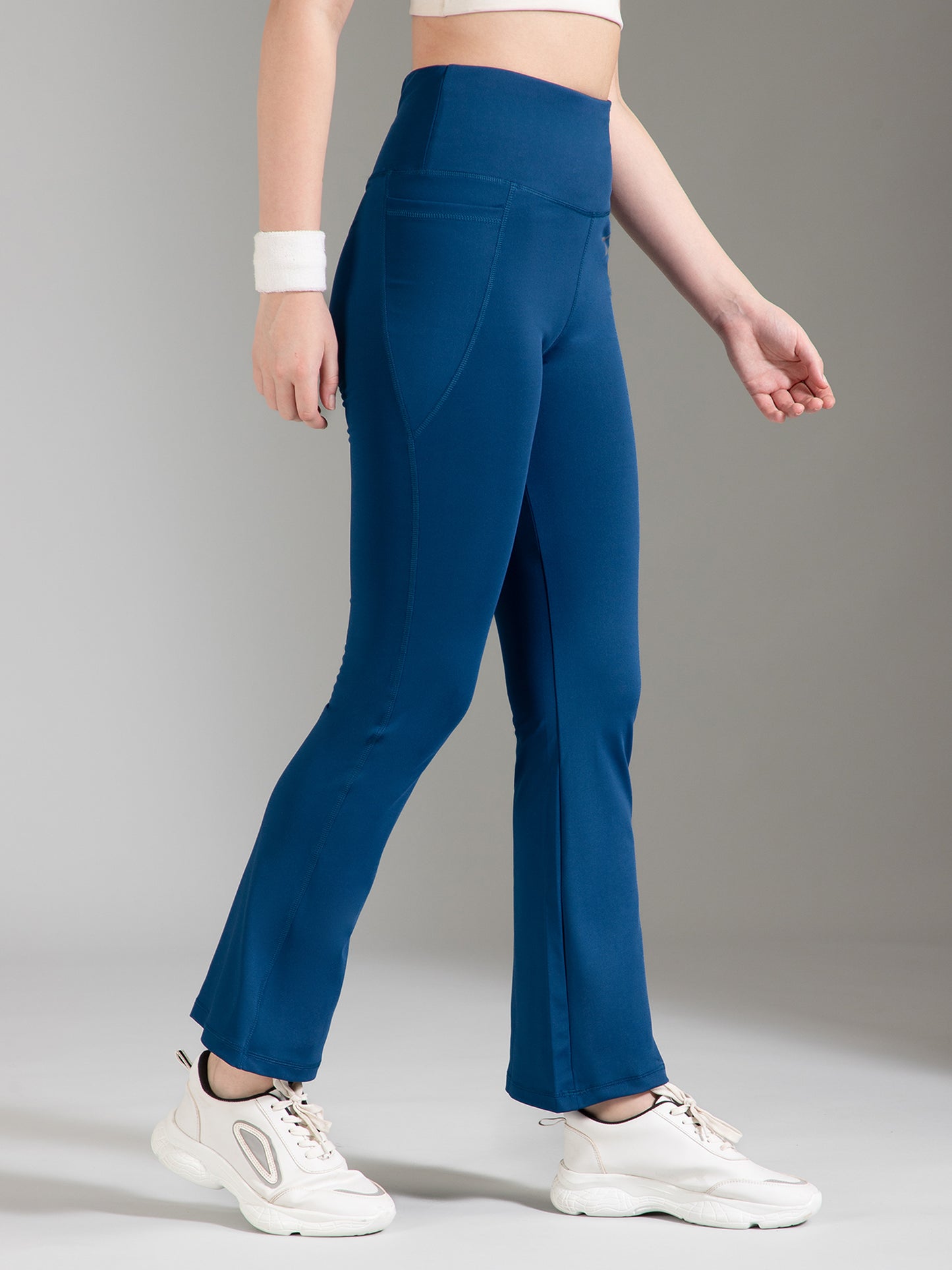 Super Flare Pants in Dark Blue