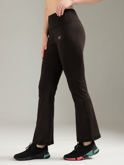 Super Flare Pants in Black