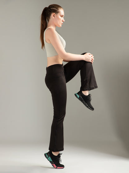 Super Flare Pants in Black