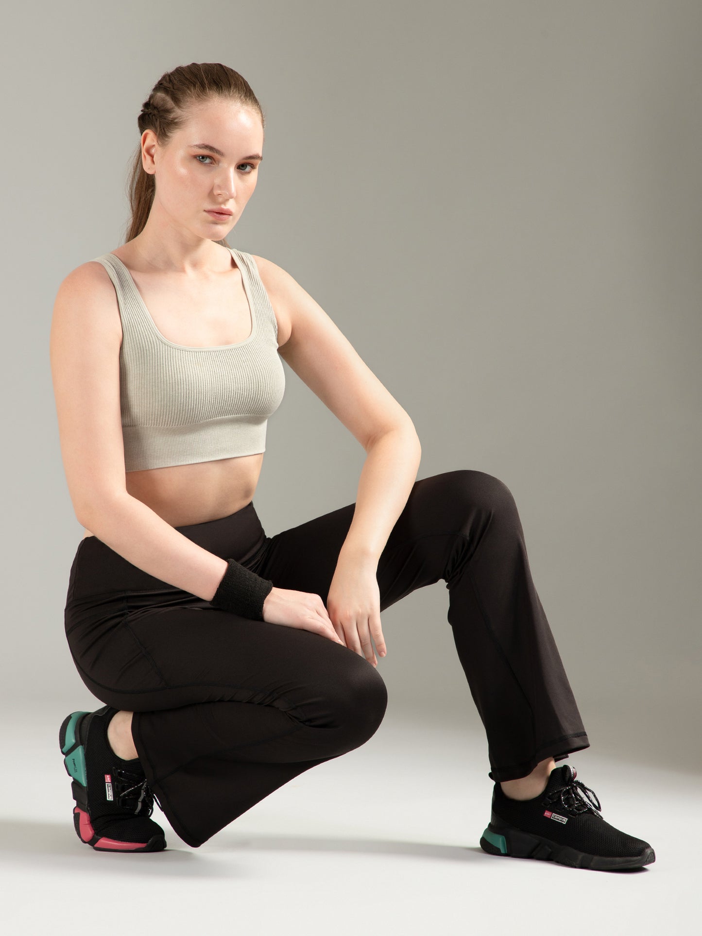 Super Flare Pants in Black