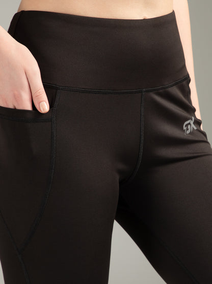 Super Flare Pants in Black